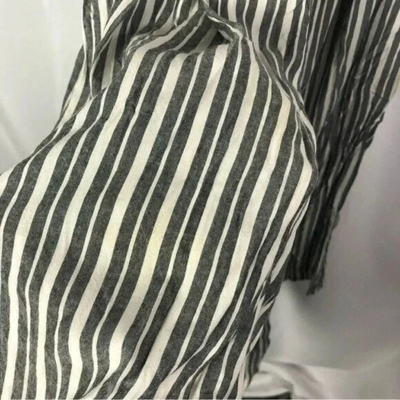 Billabong Gray & White Stripe Wide Leg Cropped Jumpsuit S - Picture 4 of 4